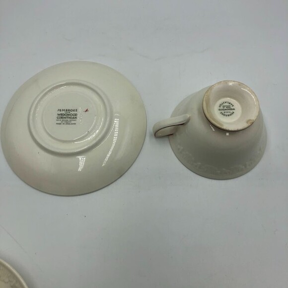 Vintage Pembroke Set of 4 Tea Cups and Saucers Wedgwood Corinthian USA England - Picture 3 of 8